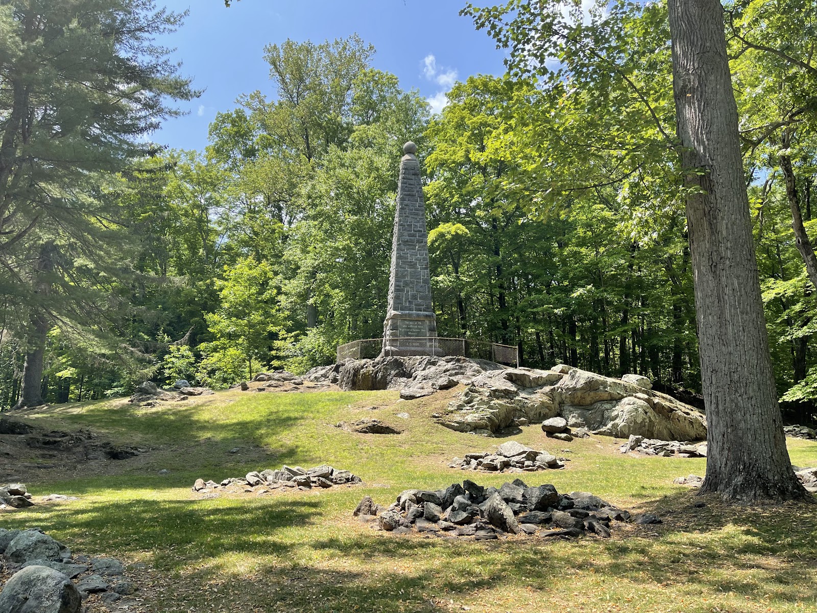 Putnam Memorial State Park cemetery grounds and headstones