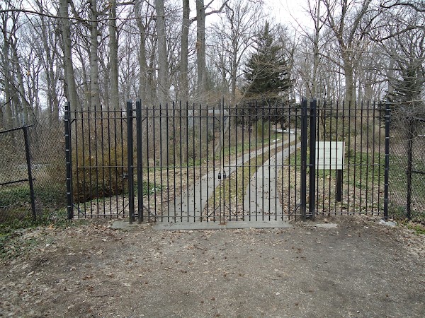 Quaker Cemetery grounds