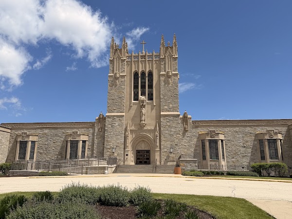 Queen of Heaven Catholic Cemetery & Mausoleums grounds