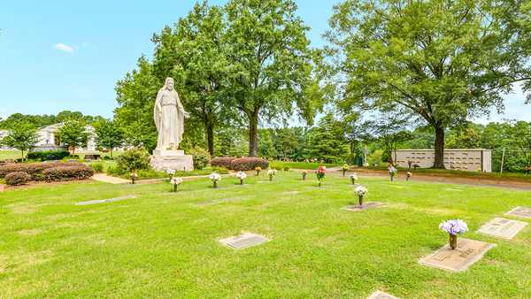 Raleigh Memorial Park & Mitchell Funeral Home grounds