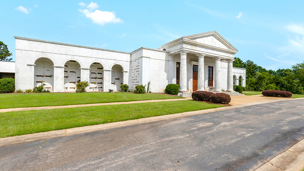 Raleigh Memorial Park & Mitchell Funeral Home cemetery grounds and headstones