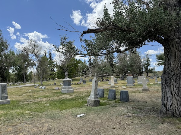 Rawlins Cemetery grounds