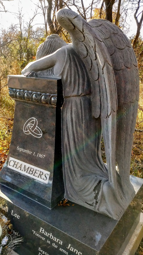 Red Oak Cemetery grounds