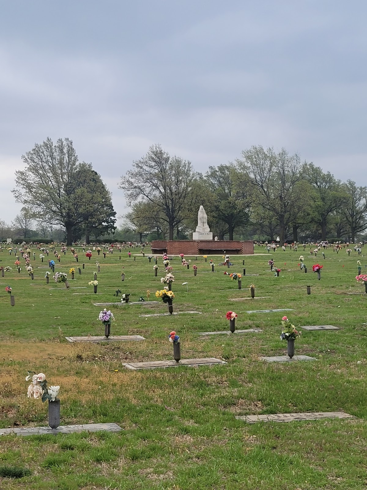 Resthaven Memorial Park