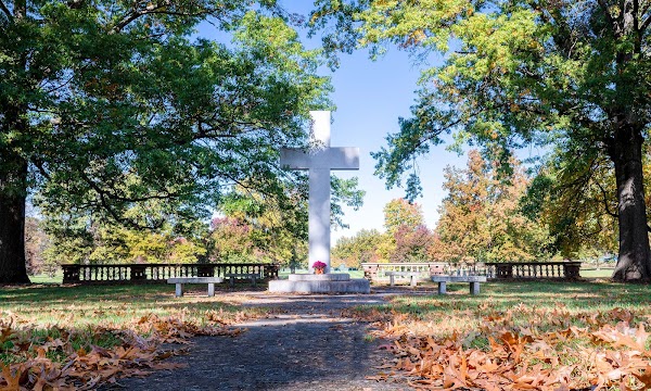 Restland Memorial Park grounds