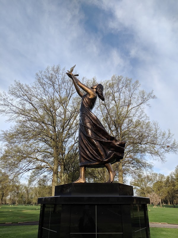 Restland Memorial Park grounds