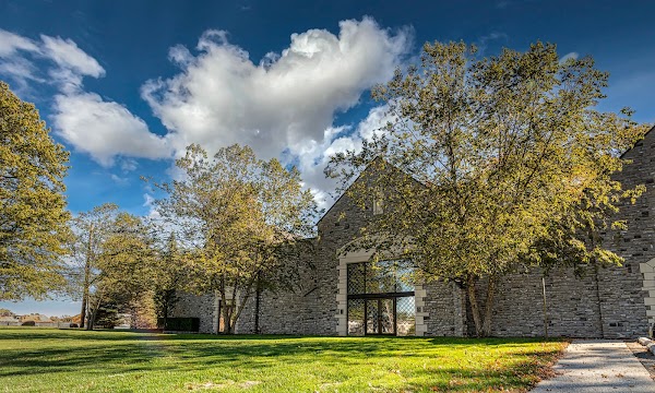 Restland Memorial Park grounds
