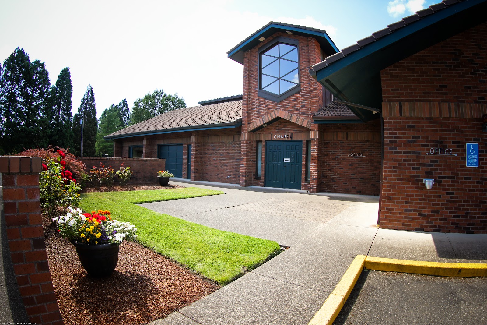 Restlawn Memory Gardens & Funeral Home cemetery grounds and headstones