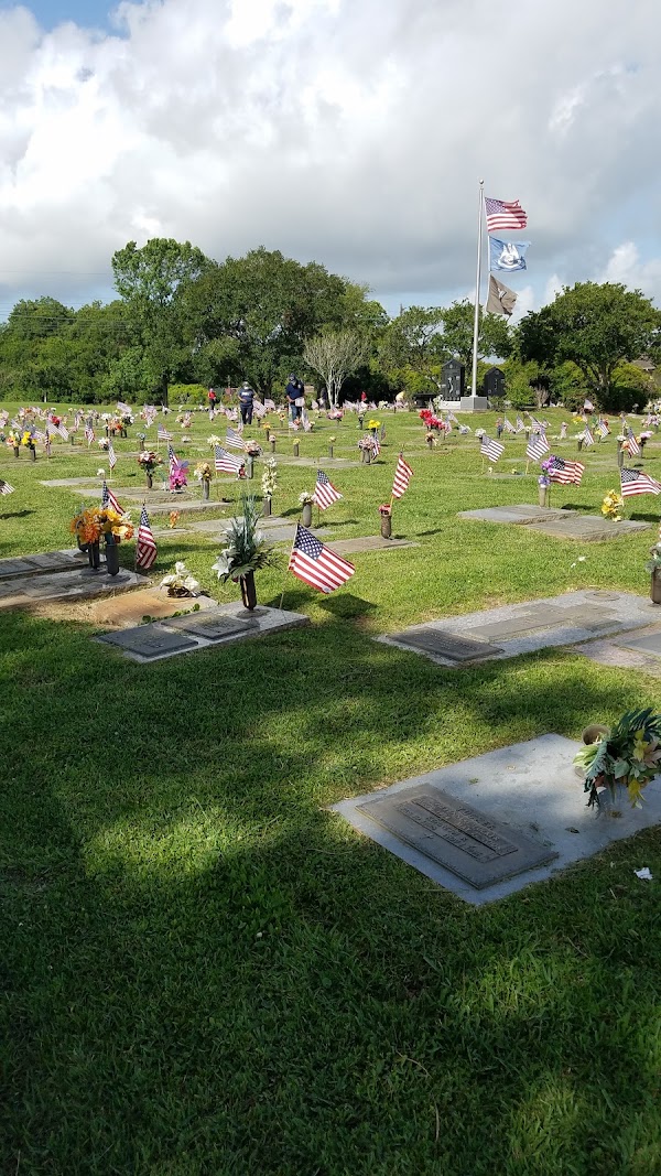 Restlawn Park Cemetery & Mausoleum Inc - Office grounds