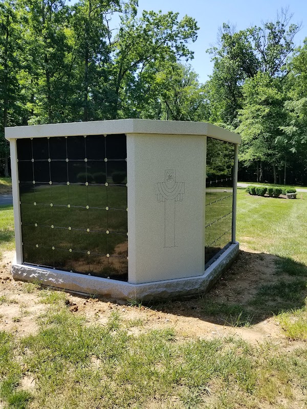 Resurrection Cemetery grounds
