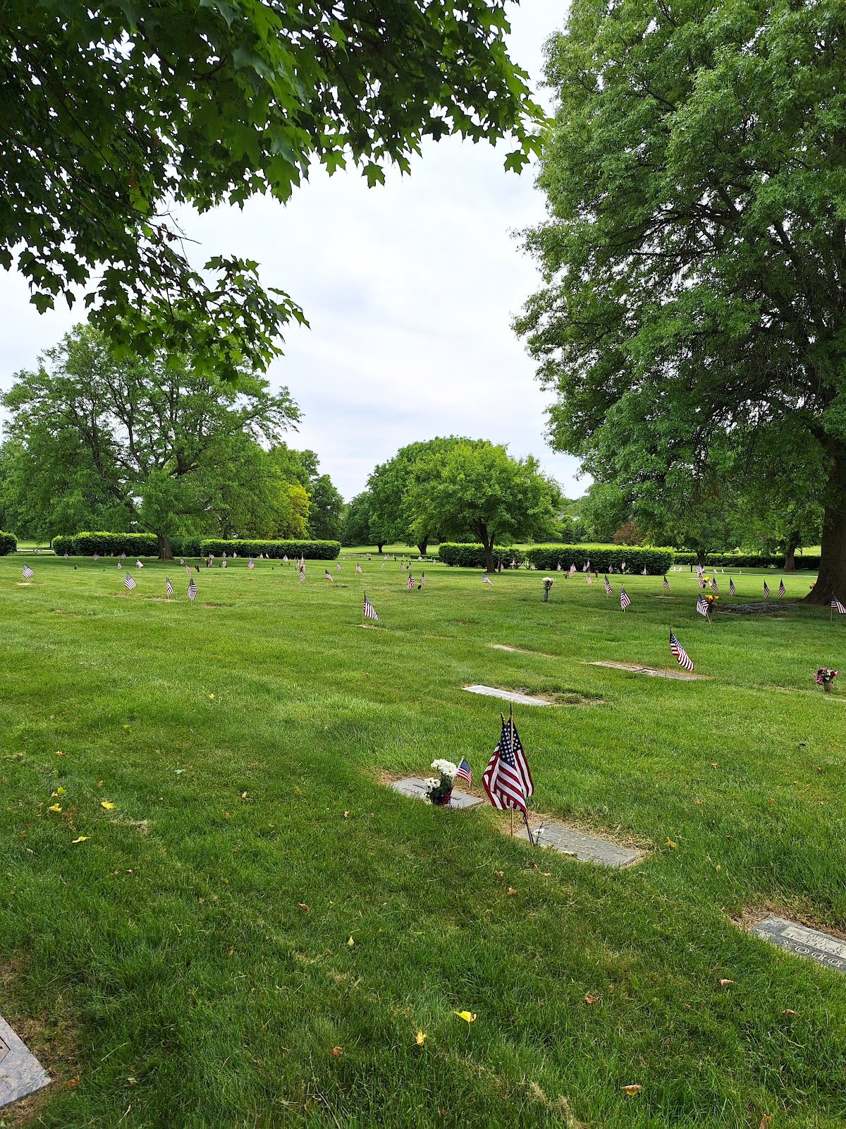 Resurrection Cemetery cemetery grounds and headstones