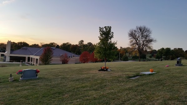 Resurrection Cemetery grounds
