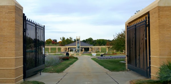 Resurrection Cemetery grounds