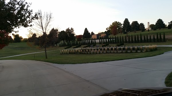 Resurrection Cemetery grounds