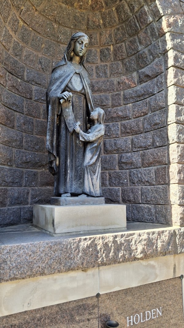 Resurrection Cemetery grounds