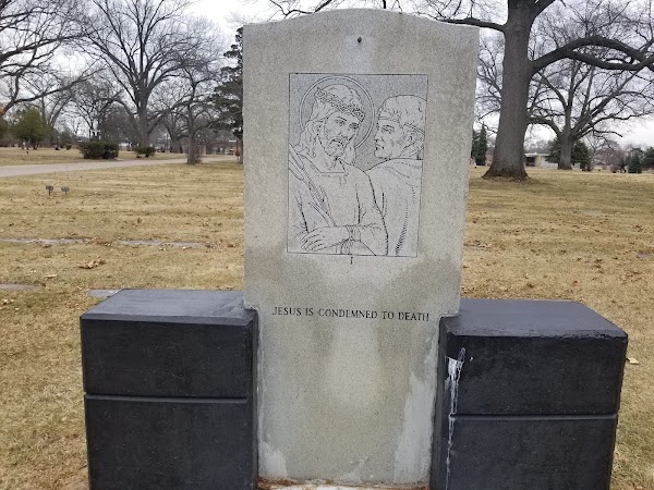 Resurrection Cemetery grounds