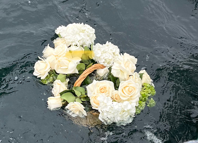 Rhode Island Ash Burials cemetery grounds and headstones
