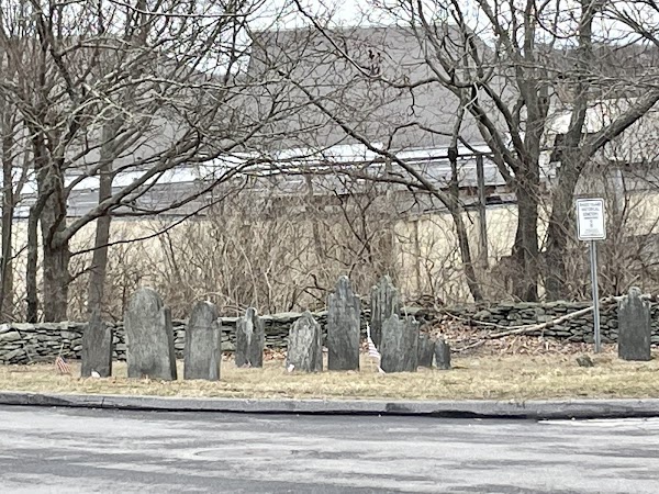 Rhode Island Historical Cemetery - Middletown 11 (Irish Lot) grounds