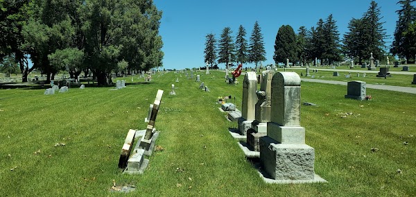 Richmond City Cemetery grounds