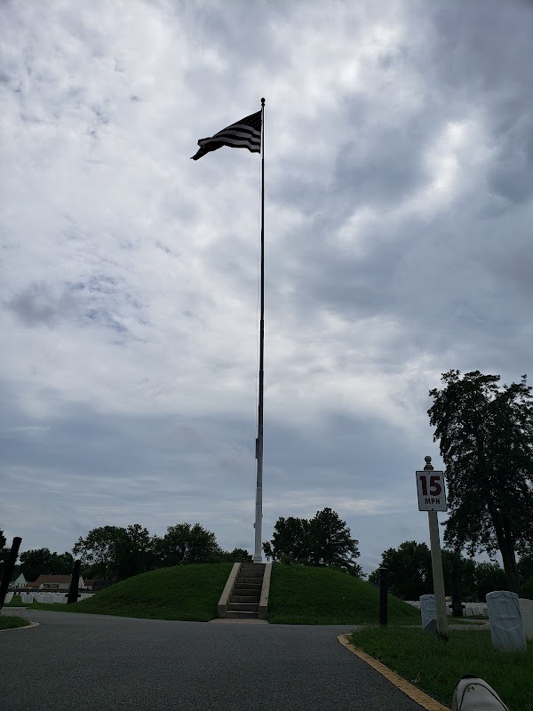 Richmond National Cemetery grounds