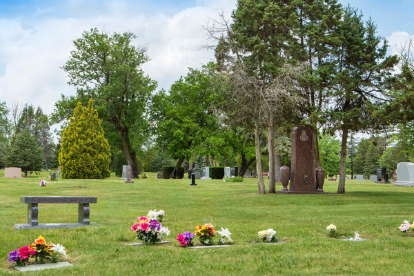 Ridgewood Memorial Park grounds