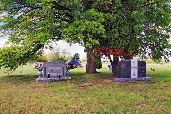 Ridgewood Memorial Park grounds