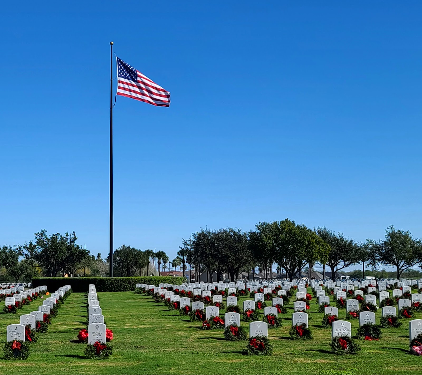 Rio Grande Valley State Veterans Cemetery cemetery grounds and headstones