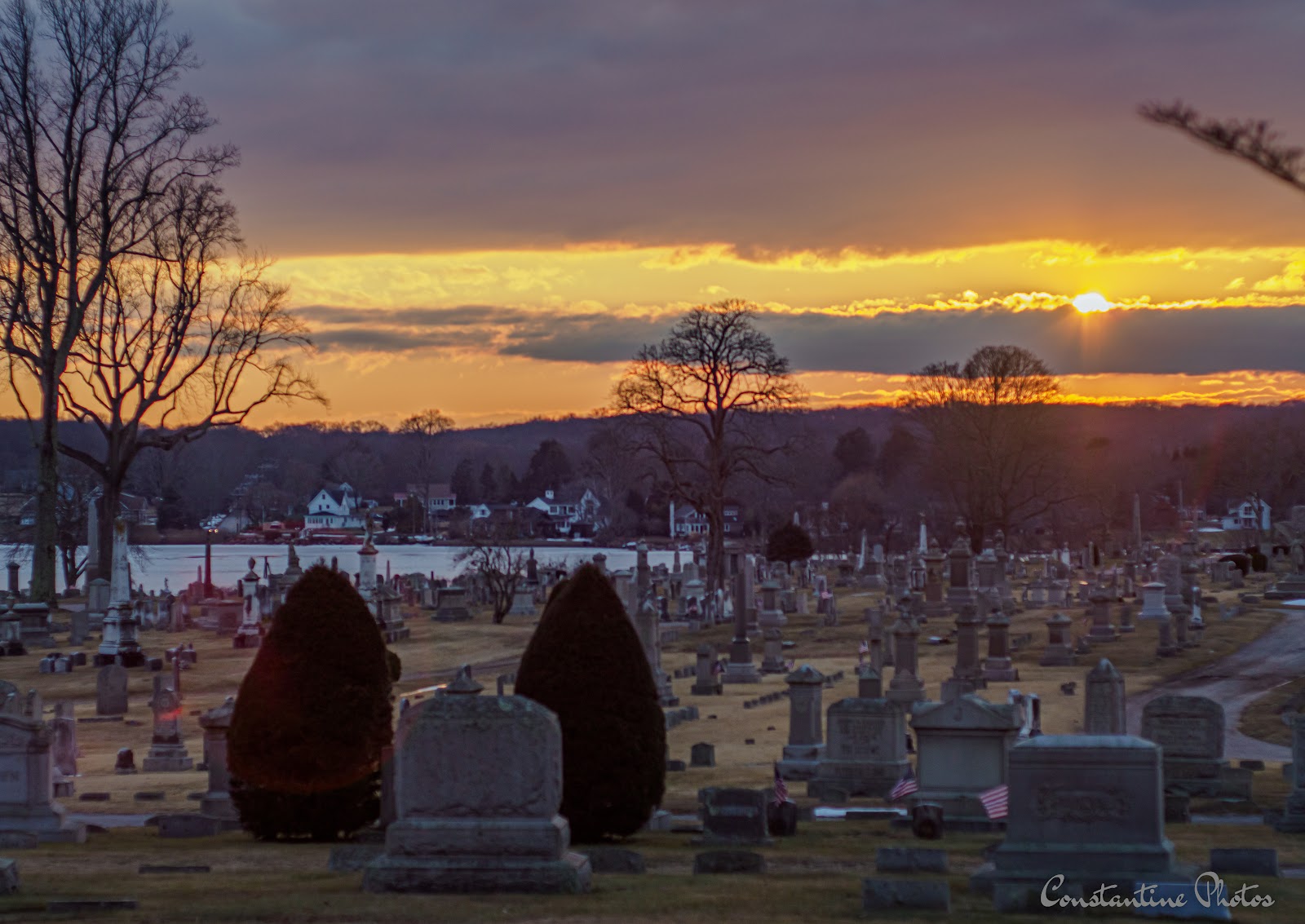 River Bend Cemetery cemetery grounds and headstones