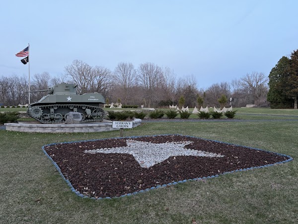 River Hills Memorial Park grounds