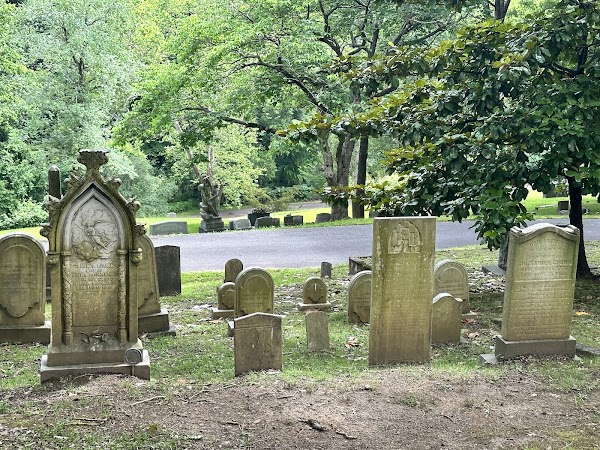 Riverside Cemetery grounds