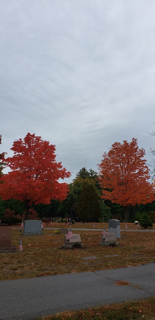 Riverside Cemetery grounds