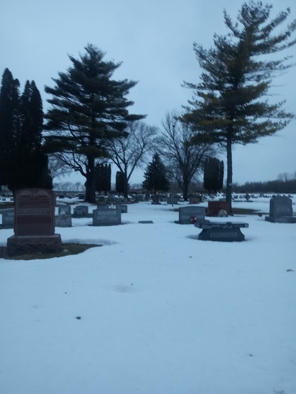 Riverside Cemetery grounds