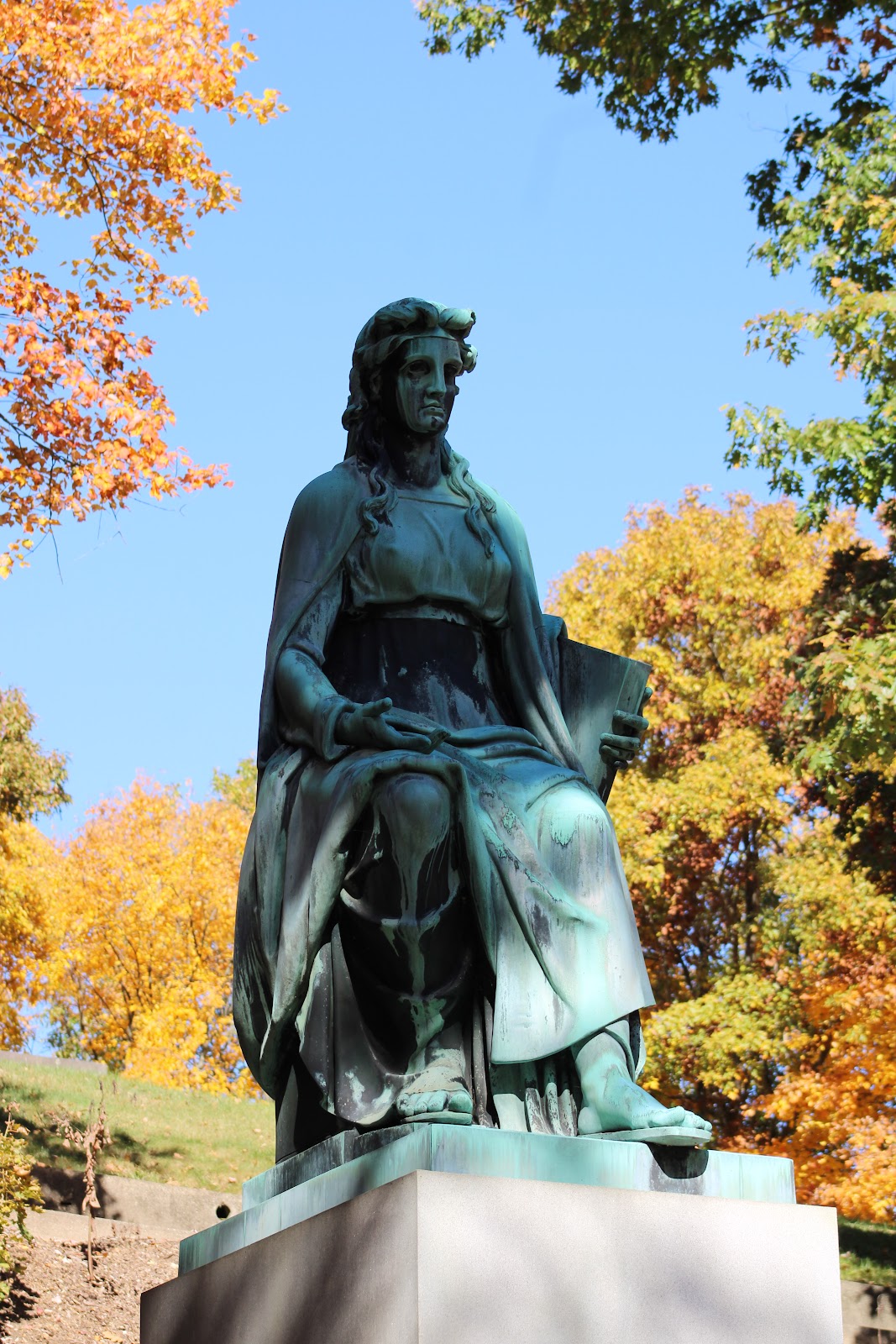 Riverside Cemetery