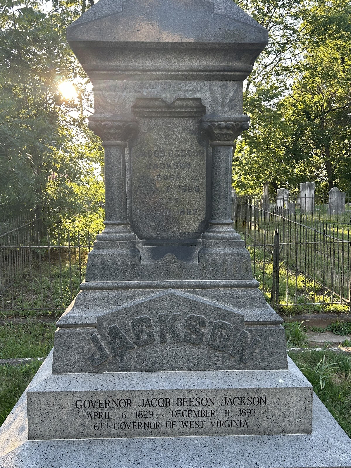 Riverview Cemetery headstone and grounds