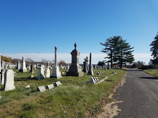Riverview Cemetery grounds
