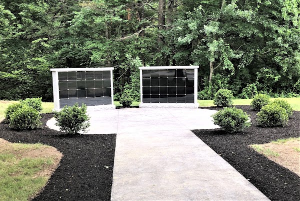 Rochester Cemetery grounds