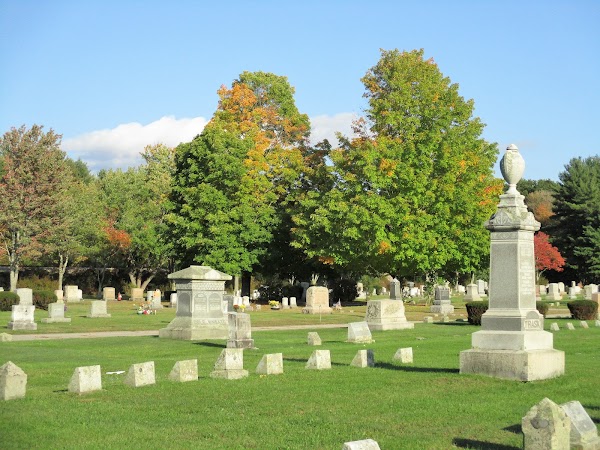 Rochester Cemetery grounds