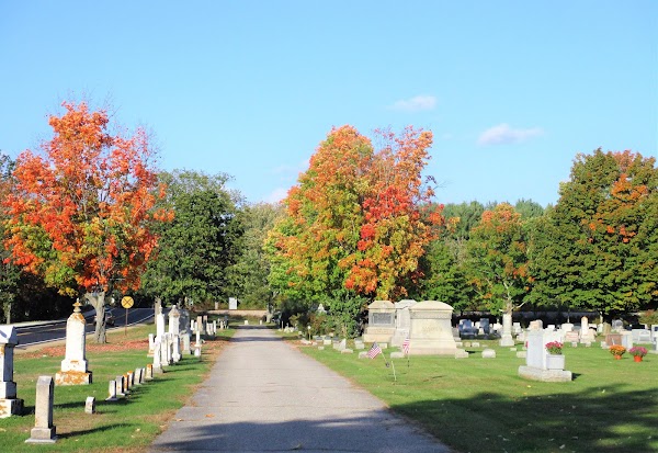 Rochester Cemetery grounds