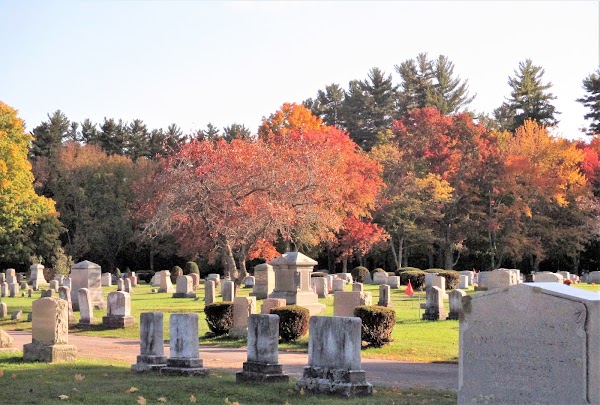 Rochester Cemetery grounds