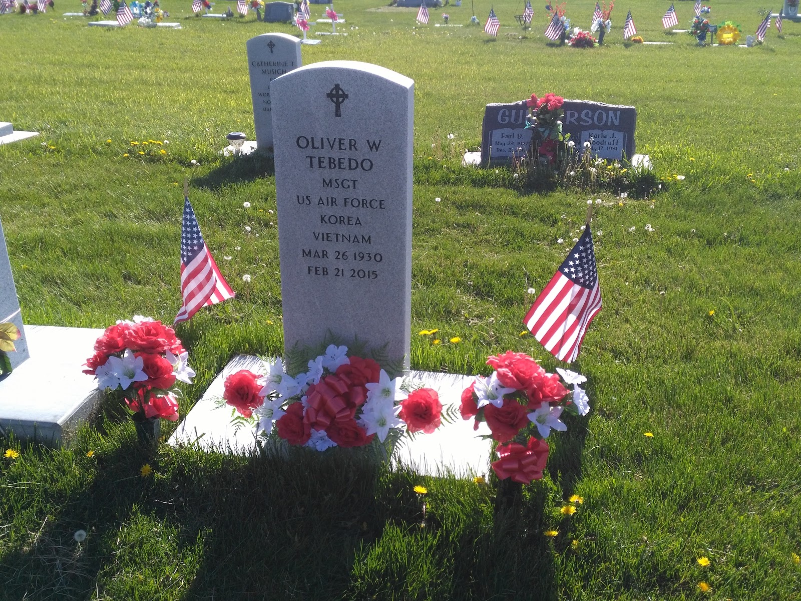 Rock Springs Municipal Cemetery cemetery grounds and headstones