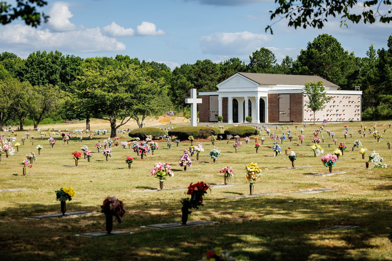Rocky Mount Memorial Park cemetery grounds and headstones