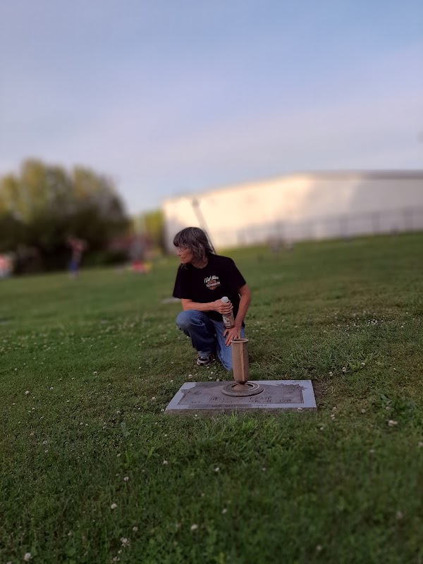 Rogers Cemetery grounds