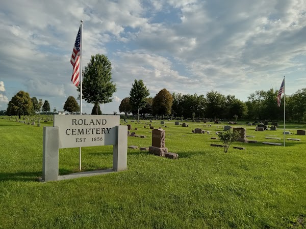 Roland Cemetery grounds