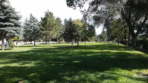Rosario Cemetery grounds