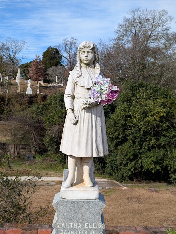Rose Hill Cemetery 1840 grounds