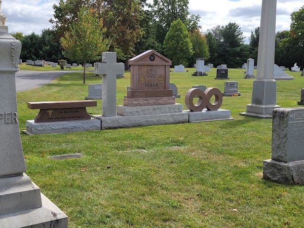 Rose Hill Cemetery grounds