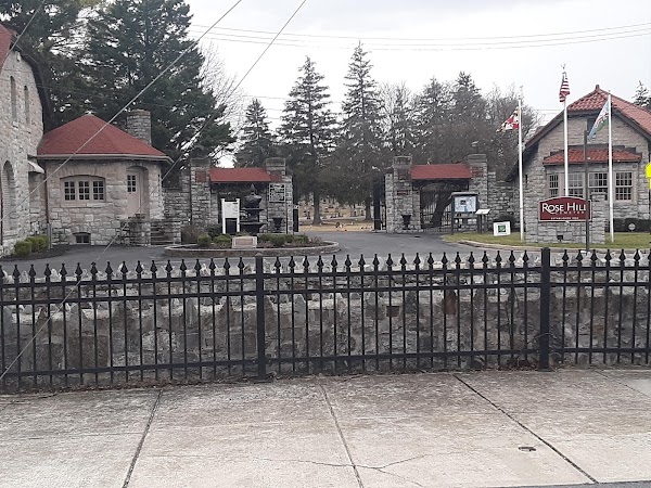 Rose Hill Cemetery grounds