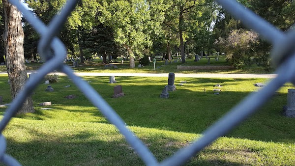 Rose Hill Cemetery grounds