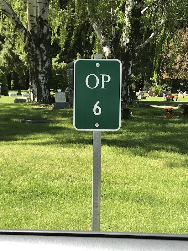 Rose Hill Cemetery grounds