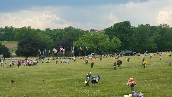 Rose Hill Memorial Gardens grounds